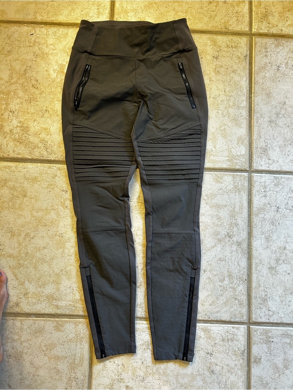 Athleta Headlands Hybrid Moto Leggings